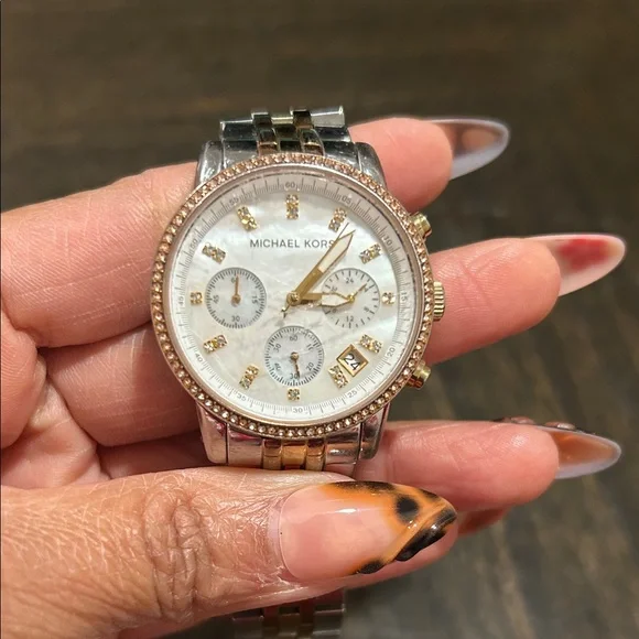 Michael Kors Three-Tone Women's Watch - Picture 5 of 6